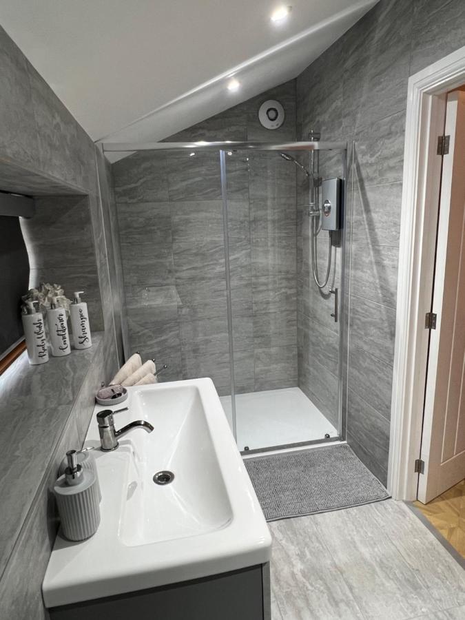 Penburren At Minster Farm West Apartment Hereford Exterior photo