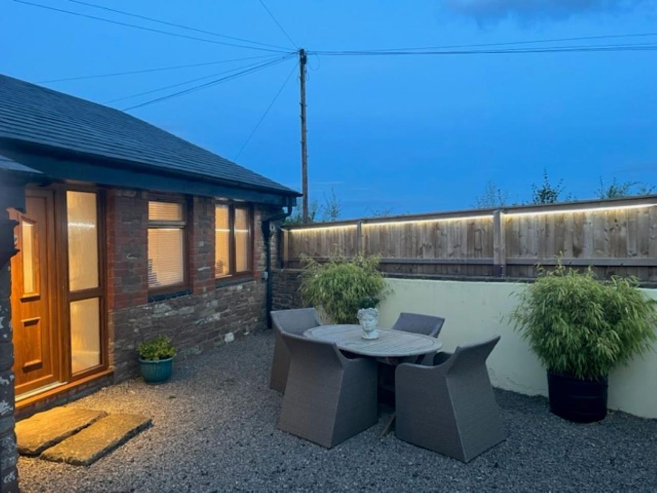 Penburren At Minster Farm West Apartment Hereford Exterior photo